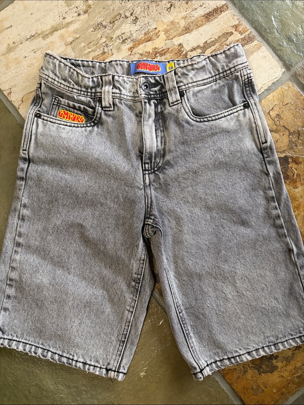 Empyre Light Gray Washed Denim Jorts